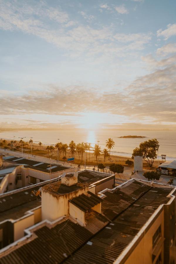Vitoria Praia Hotel Екстериор снимка
