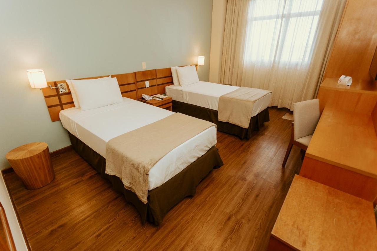 Vitoria Praia Hotel Екстериор снимка
