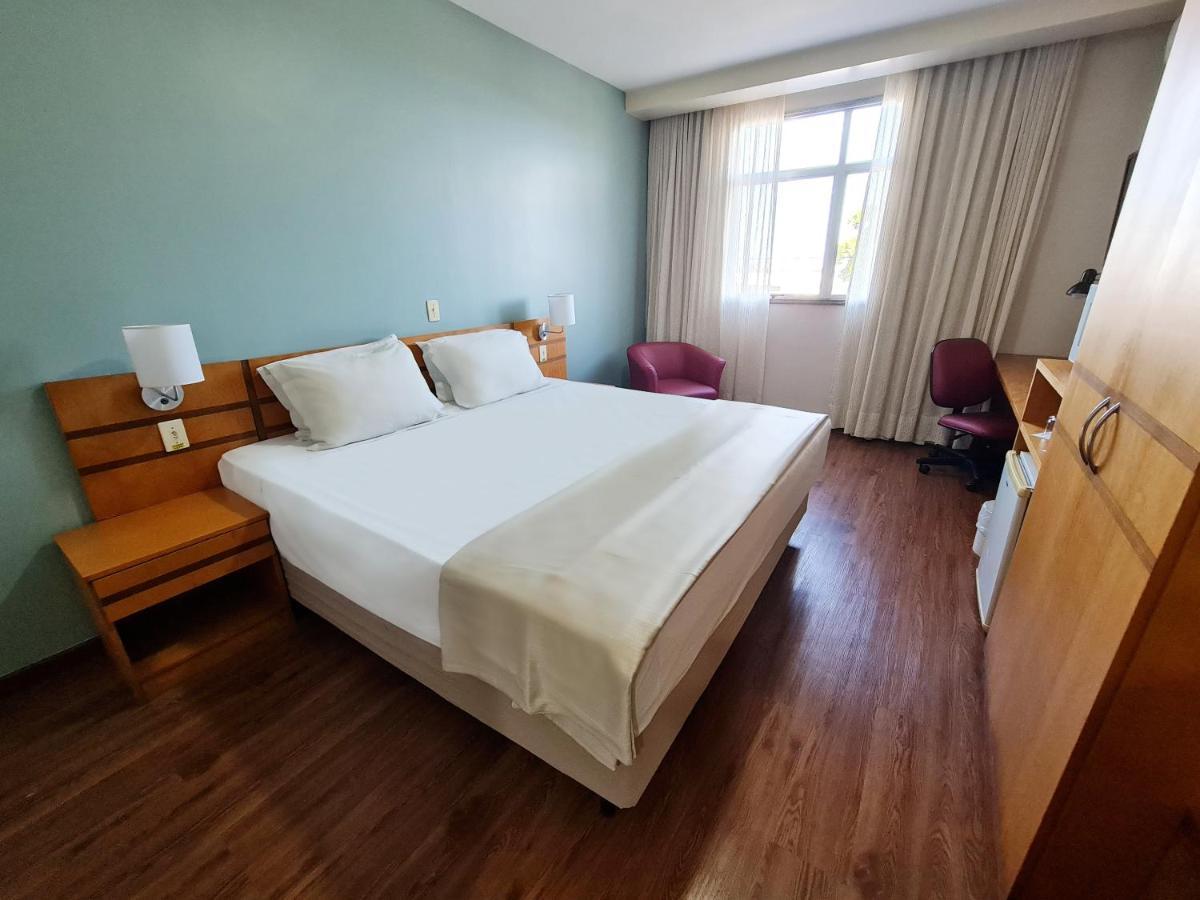 Vitoria Praia Hotel Екстериор снимка