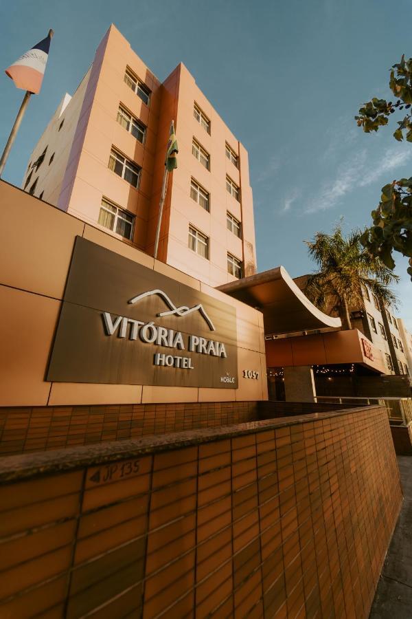 Vitoria Praia Hotel Екстериор снимка