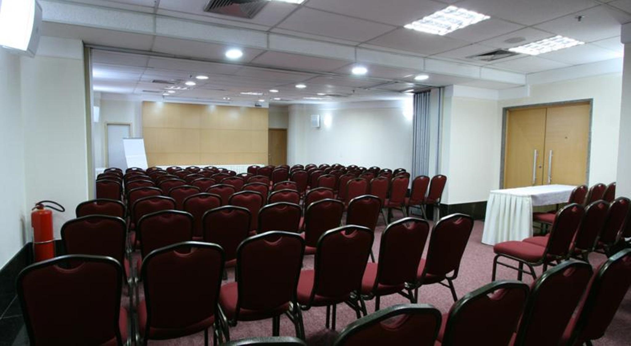 Vitoria Praia Hotel Екстериор снимка