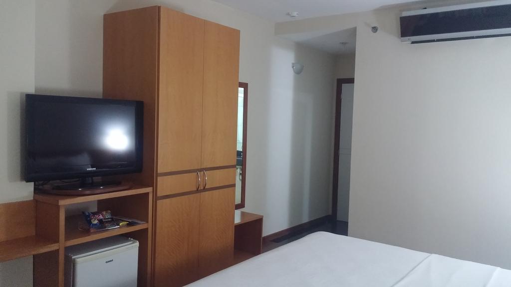 Vitoria Praia Hotel Екстериор снимка